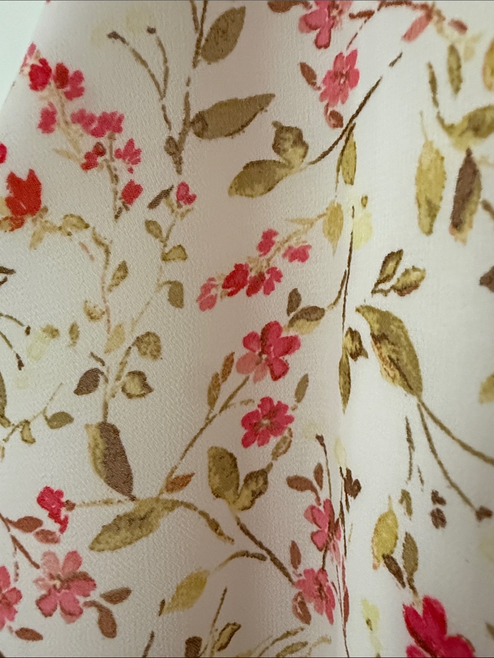 CeCe Cream Floral Halter Neck Blouse - Picture 4 of 4
